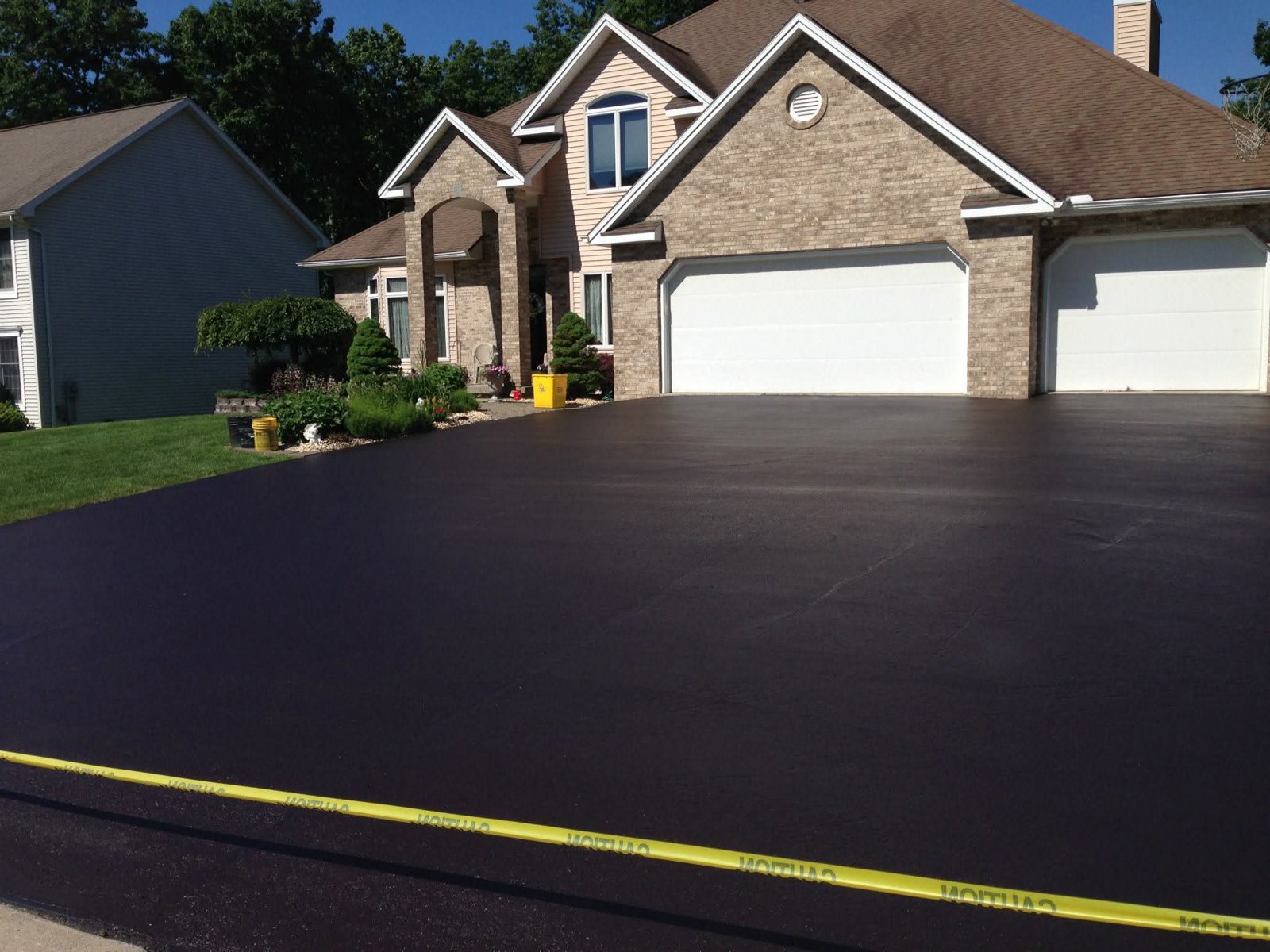 How to Tell if Your Driveway Needs Crack Filling